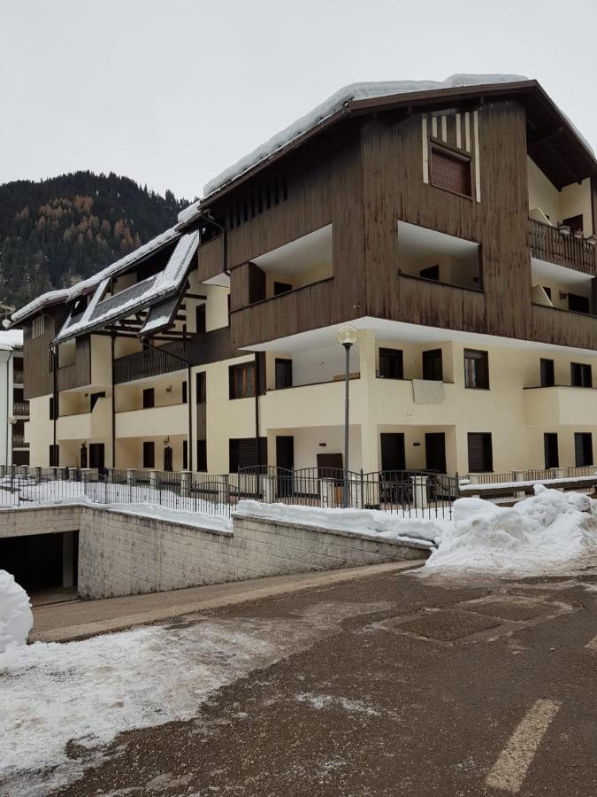 Des Alpes 1 Apartment Canazei Exterior photo